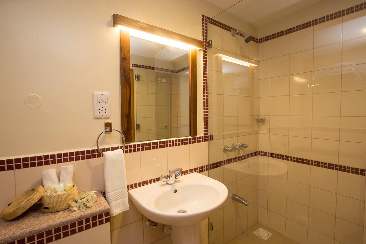Venus Premier Hotel Аруша Экстерьер фото